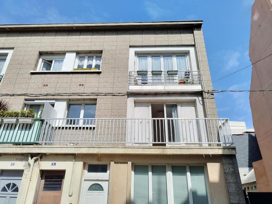 Character Family Apartment Дьепп Экстерьер фото